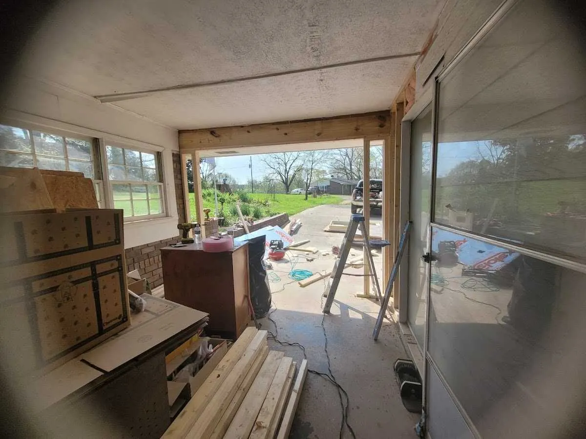 Air movers and dehumidifier for Drying & Dehumidification in Pinellas Park